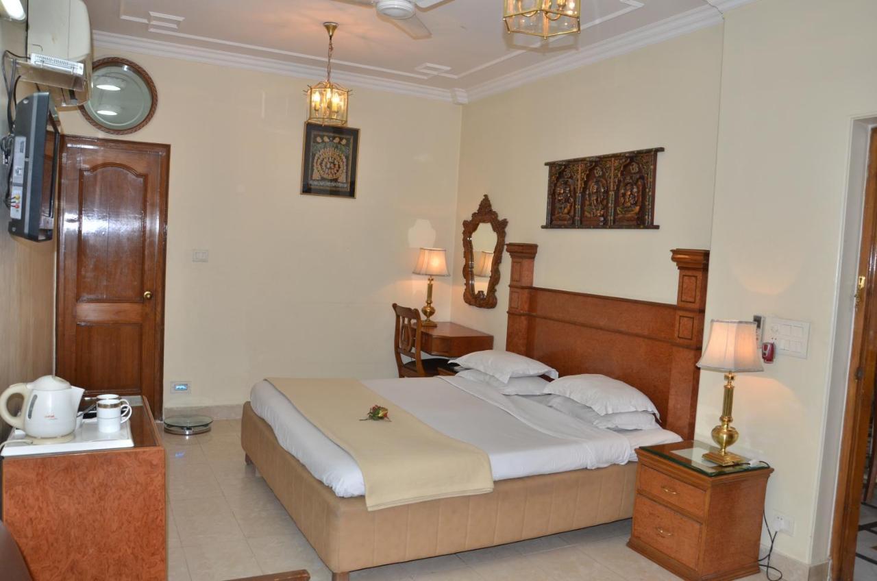 Bajaj Indian Home Stay New Delhi Luaran gambar