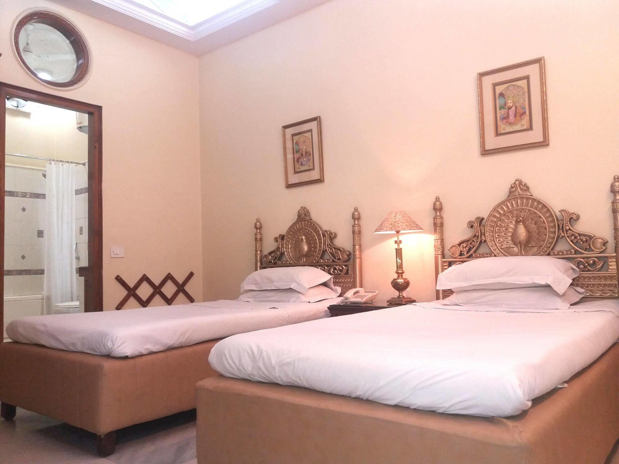 Bajaj Indian Home Stay New Delhi Luaran gambar